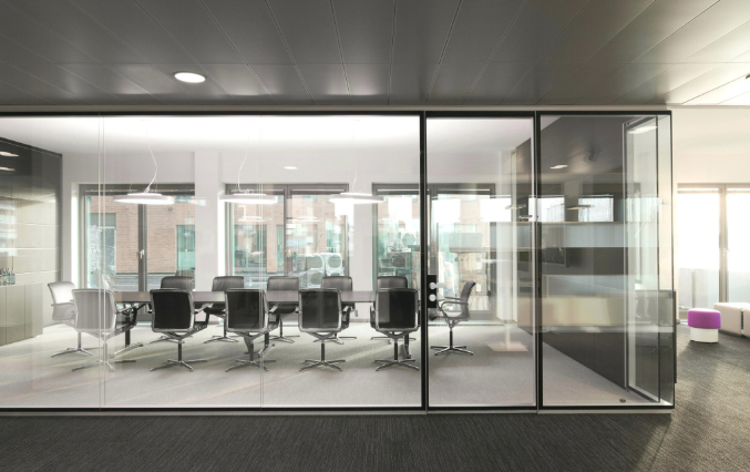 上海辦公室裝修用透明玻璃的利弊分析 上海辦公室裝修用透明玻璃的利弊分析