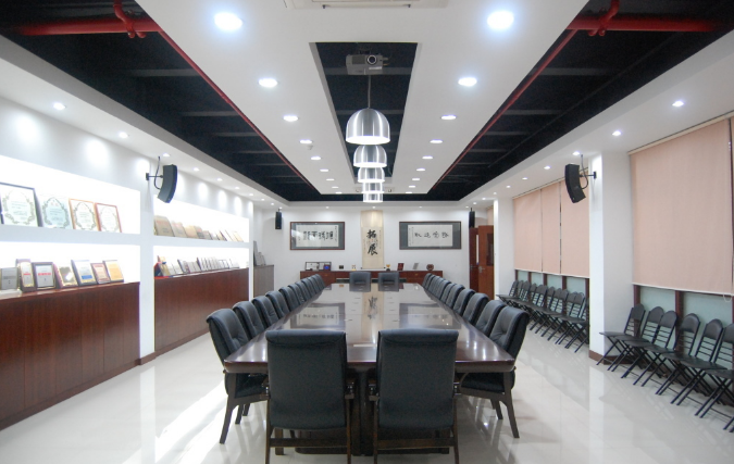 上海辦公室裝修設(shè)計(jì)新風(fēng)尚:通體磚的魅力與應(yīng)用