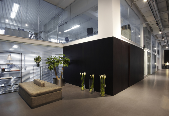 辦公室裝修設(shè)計:雙人沙發(fā)助你打造舒適高效的辦公空間