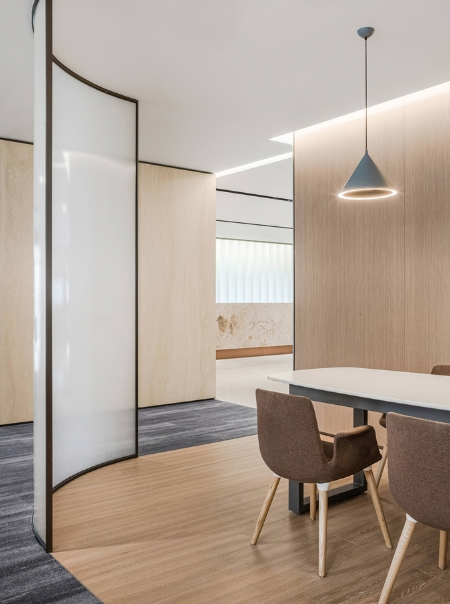 揭秘！上海辦公室裝修設(shè)計(jì)，植物選購與擺放的藝術(shù)